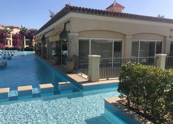 De Luxe Veranda *
